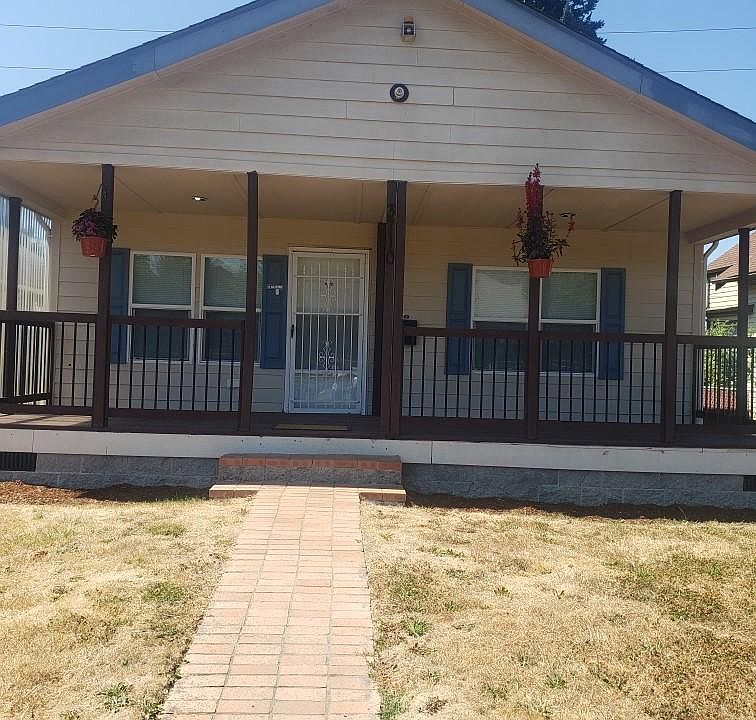 1st image of 3710 S Cushman Ave