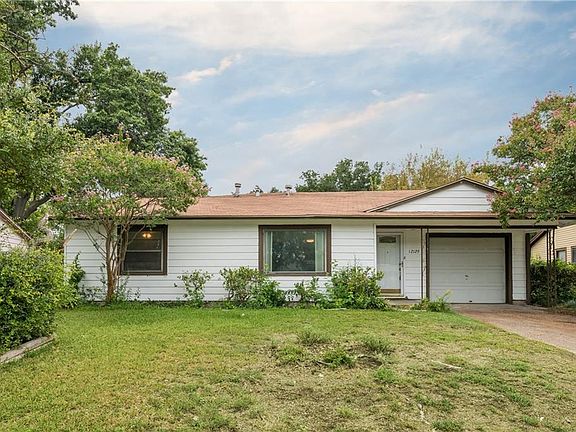 2nd image of 12129 Dandridge Dr