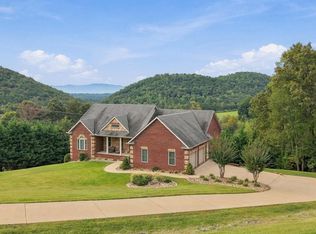 323 Independence Dr, Jefferson City, TN 37760