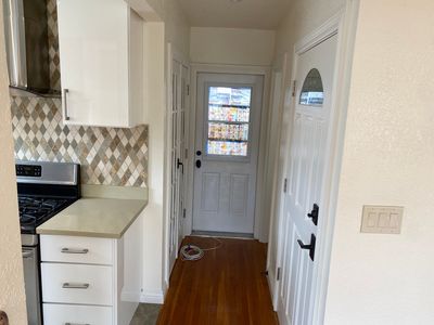 1572 Palou Ave - Main Image