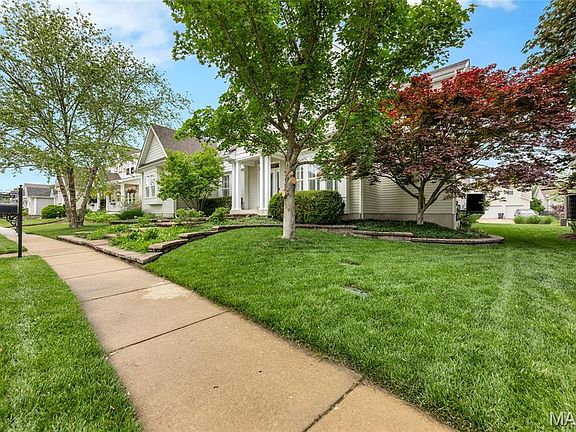 4th image of 203 Madison Park Dr