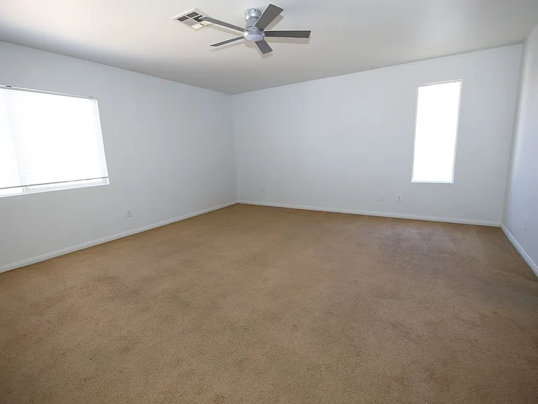 554 Campus Oaks Ct — Photo 18