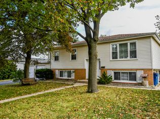 961 S Wisconsin Ave, Addison, IL 60101