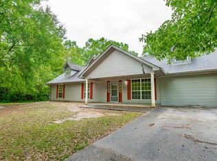 1587 N Beech St, Picayune, MS 39466