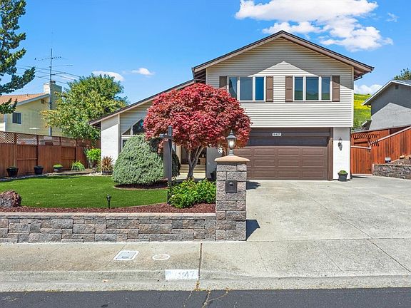 2nd image of 947 Rose Drive