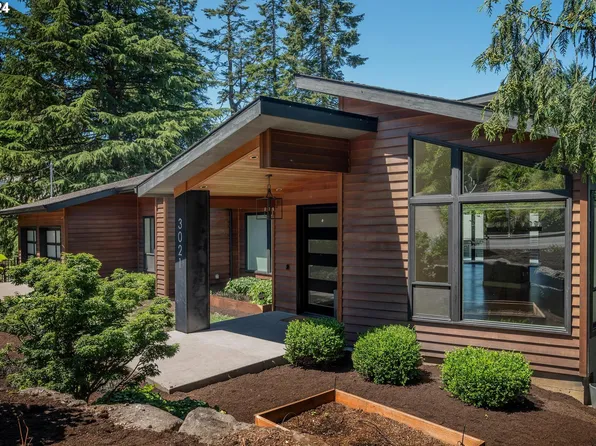 3021 NW Luray Ter, Portland, OR 97210