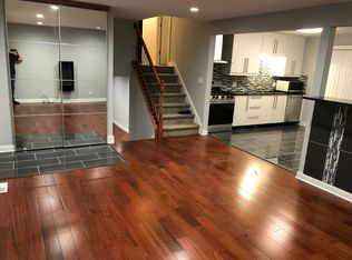 1000 Partridge Ln, Lake Zurich, IL 60047