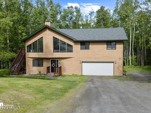 23807 Chandelle Dr, Chugiak, AK 99567