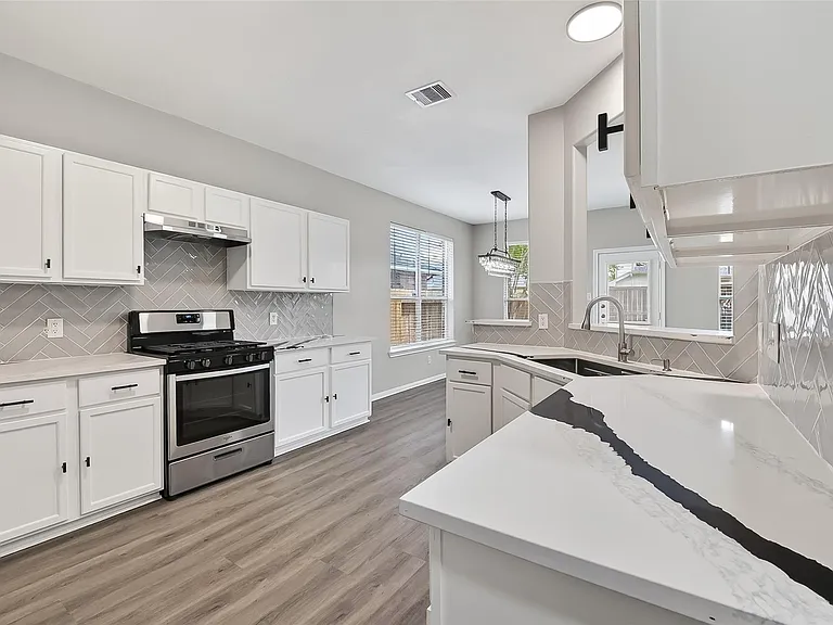 16311 Yabbie Dr — Photo 15
