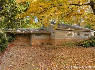 2850 Cheney Ave NE, Grand Rapids, MI 49505