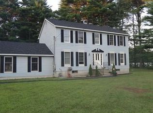 269 Dunstable Rd, Tyngsboro, MA 01879