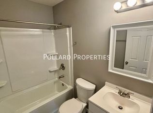 13 Westwood Vlg, Wright City, MO 63390