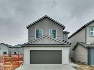 138 W Sugarsnap St SE, Calgary, AB T3S0K6