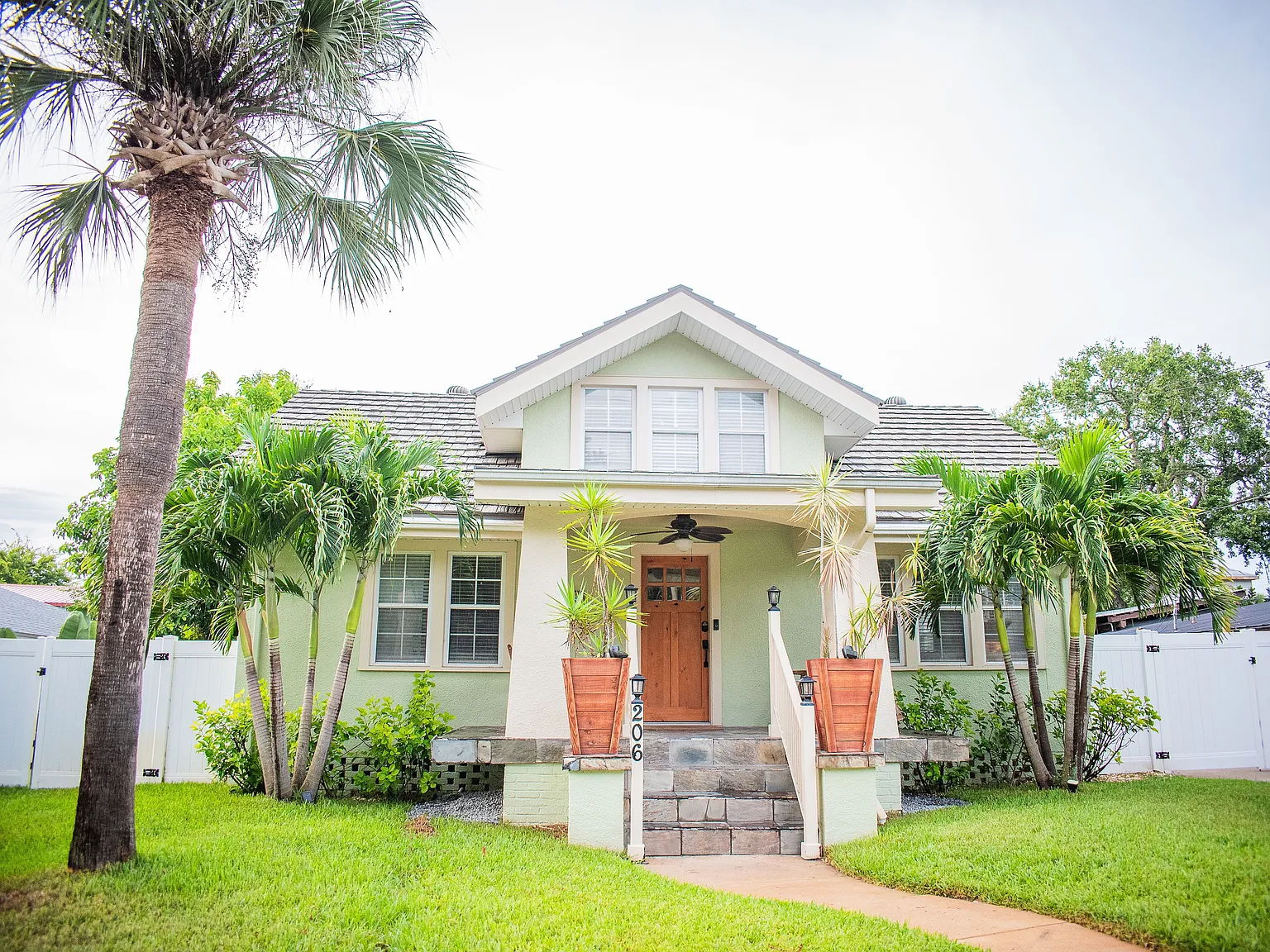 Oakwood Ave, New Smyrna Beach — Photo 2