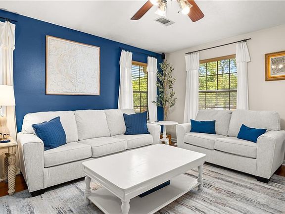4th image of 1419 Creed St