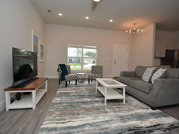 4th image of 114 Forsythe Ln