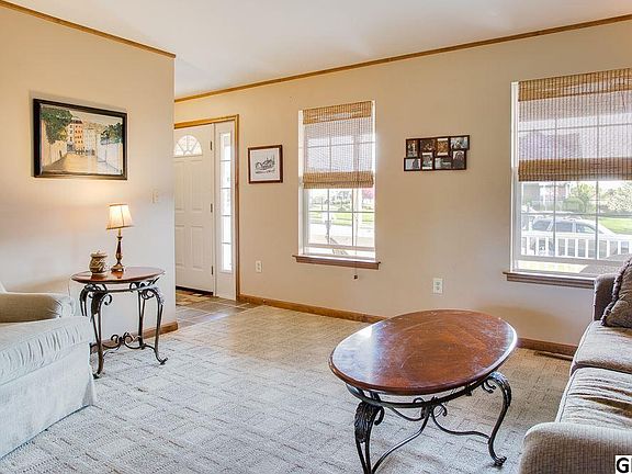 5th image of 132 Martel Cir
