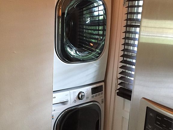 Full size washer and dryer LG top-of-the-line