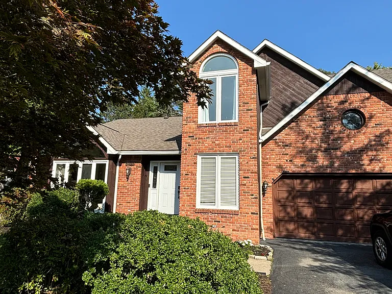6035 Whitegate Xing — Photo 1