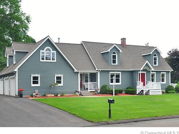 EXTERIOR FRONT / OVERSIZED ...