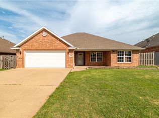 6309 S 37th St, Rogers, AR 72758