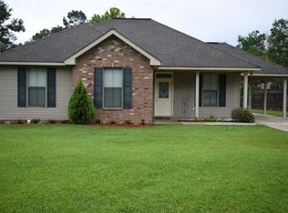 20038 Pecan Trace Dr, Ponchatoula, LA 70454