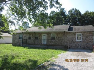 225 Heidel Cir, Wartburg, TN 37887