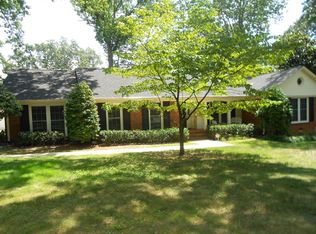 101 Heatherbrook Rd, Greenville, SC 29615