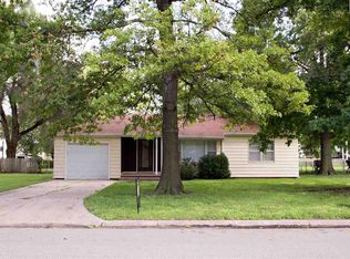 114 N Topeka Ave, Haven, KS 67543