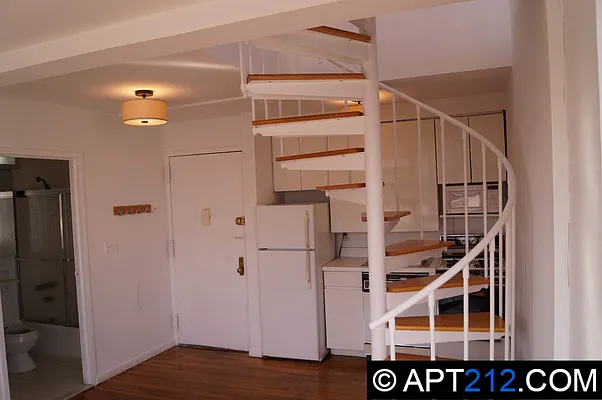 Rented by APT212 INC | media 12