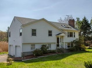 83 Hampstead St, Methuen, MA 01844