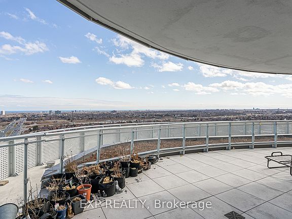3rd image of 2520 Eglinton Ave W #1514