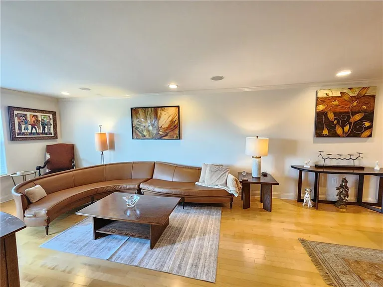 500 Lake Marina Ave #332 — Photo 8