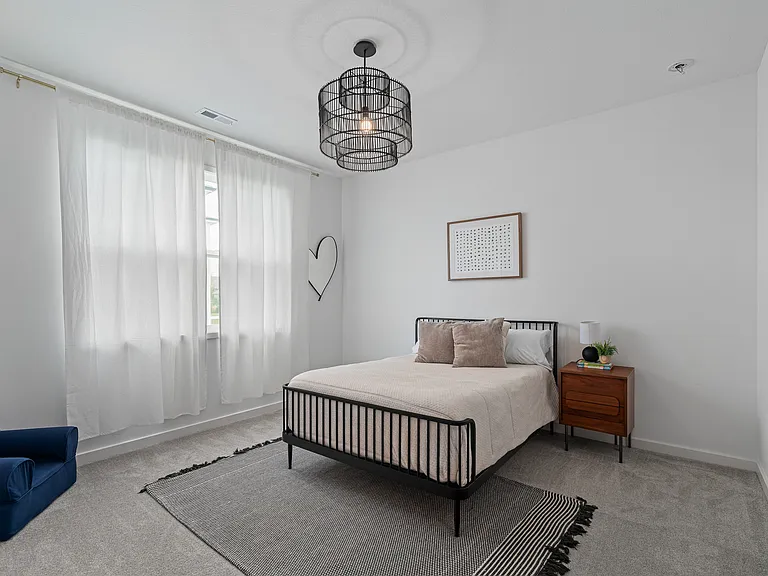 17109 Parkhill St — Photo 12