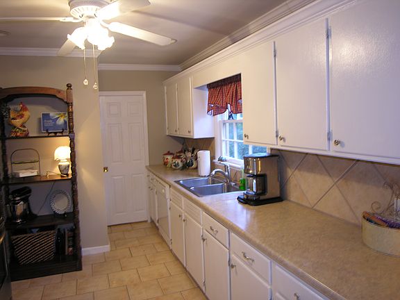 5th image of 2209 Sherwood Pl