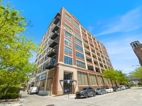 320 E 21st St Unit 402, Chicago, IL 60616