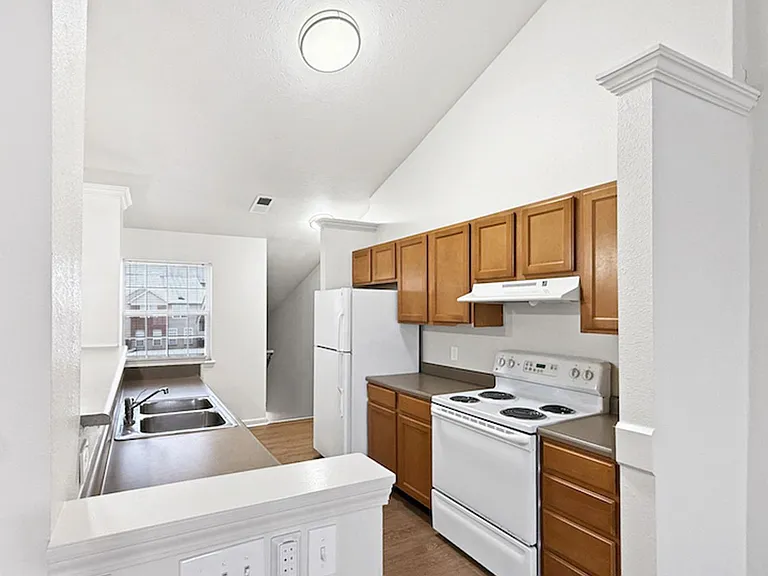 400 Beachfront Dr — Photo 19