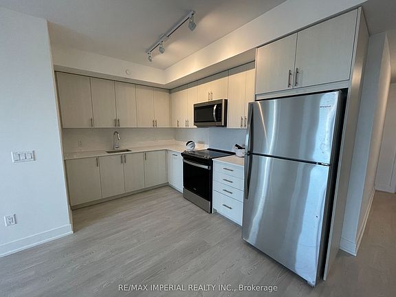 5th image of 2545 Simcoe St N #808