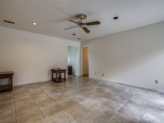 5th image of 1212 Northridge Dr