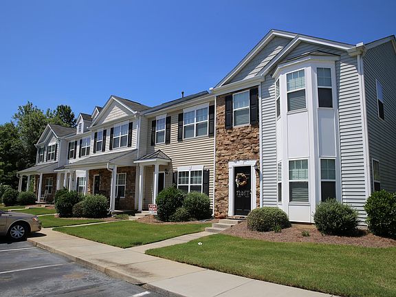 Nice community, Lawn care is done by the HOA