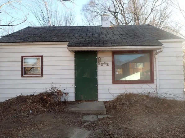 5242 North 29th STREET, Milwaukee, WI 53209