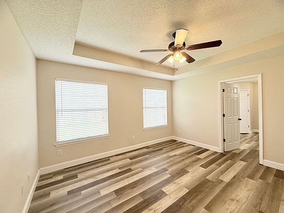 5th image of 4025 Sheridan Dr
