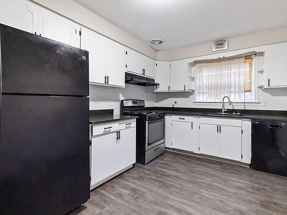 4th image of 5019 W Van Buren St