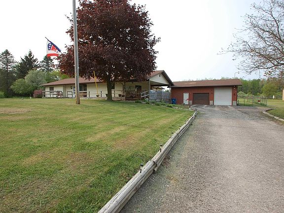 3rd image of 388 W Lagrant Rd