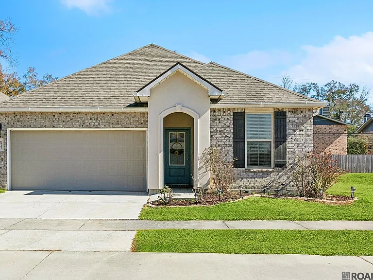 6527 Tiger Pointe Dr — Photo 2