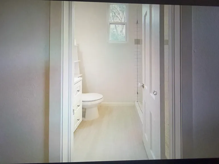 8732 Glencrest Ln — Photo 6