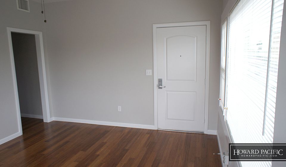 1st image of 419 E 6th St #10887855