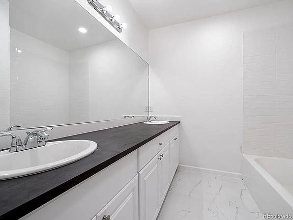2nd image of 3547 E Uintah St #101