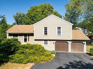 263 McCook Ct, Bartlett, IL 60103