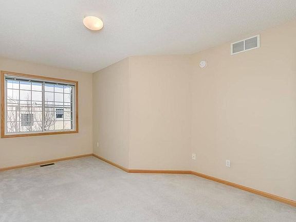 4th image of 13878 52nd Ave N